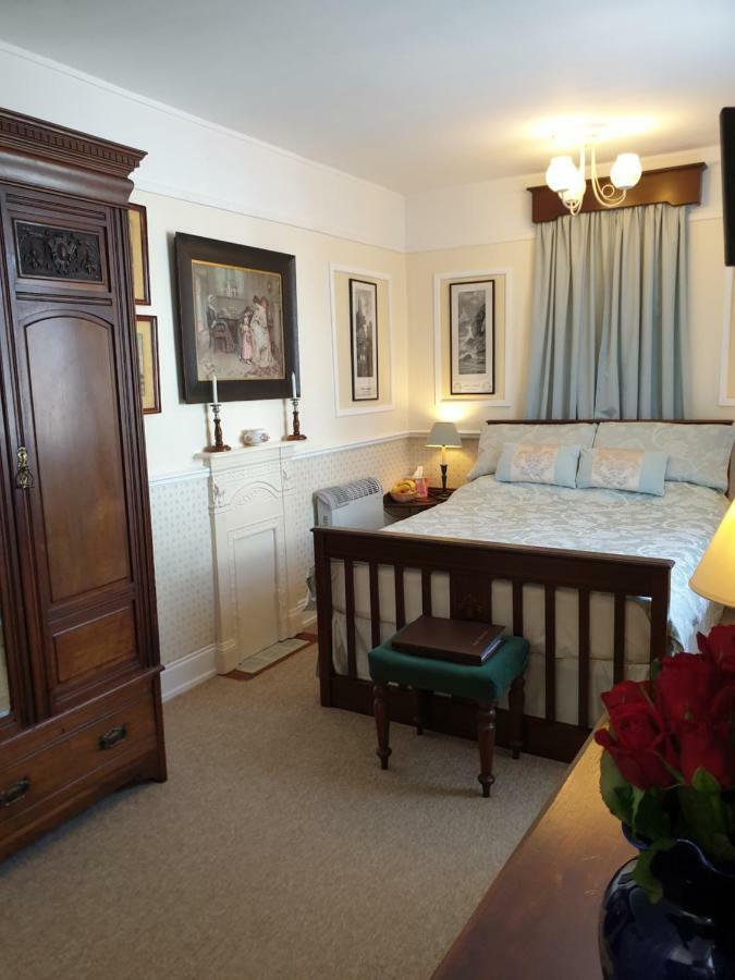 Saint Hilda'S House Bed & Breakfast Whitby Exterior photo