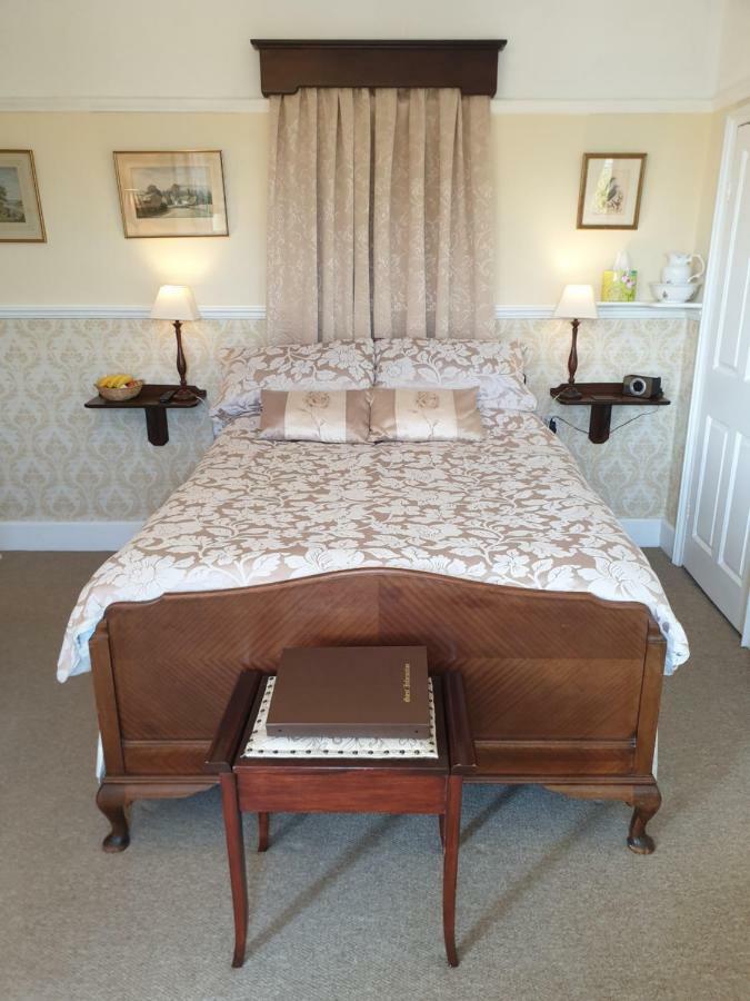 Saint Hilda'S House Bed & Breakfast Whitby Exterior photo