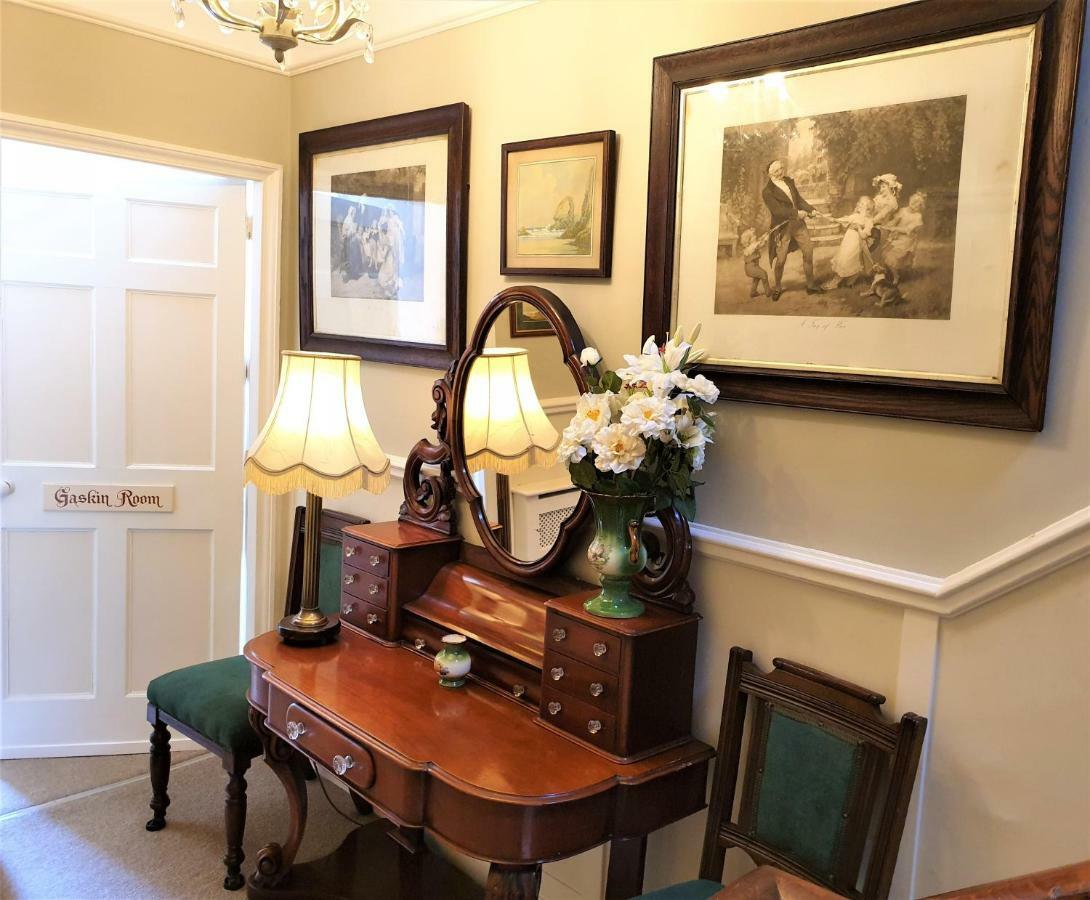 Saint Hilda'S House Bed & Breakfast Whitby Exterior photo